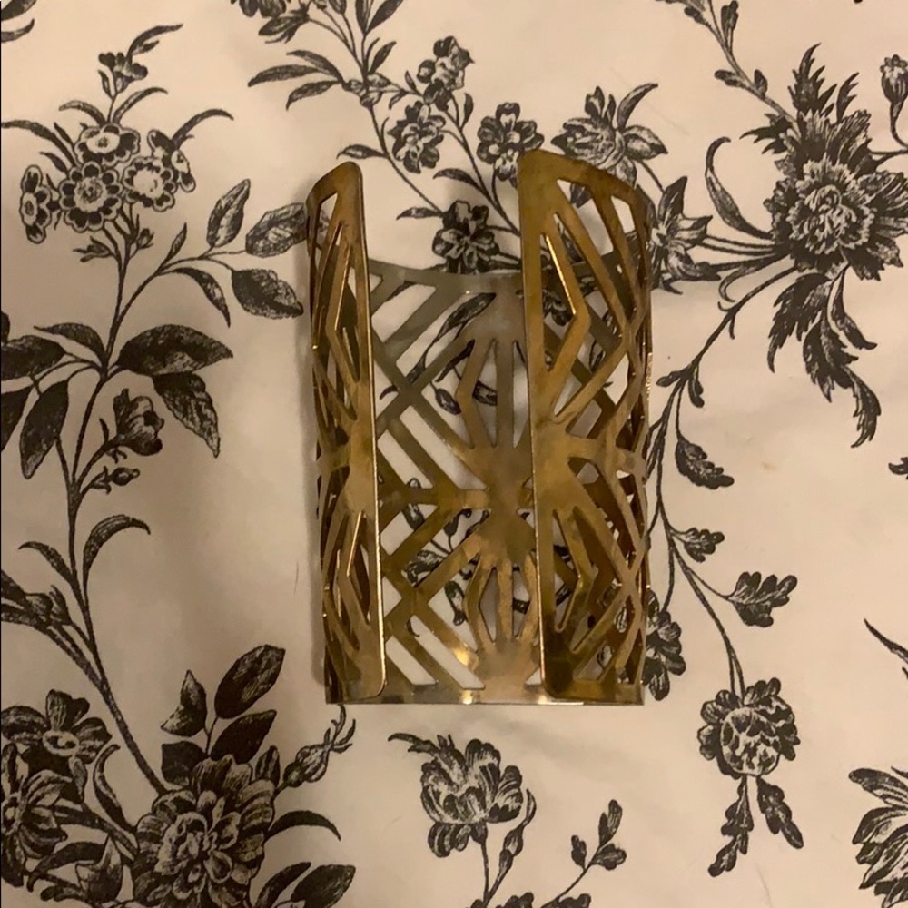 Arm cuff! - Picture 3 of 4